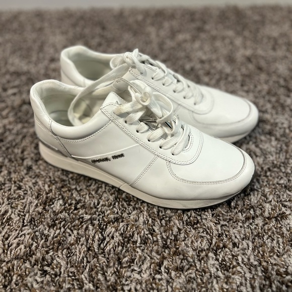 Michael Kors Classic White Sneakers - Picture 1 of 4